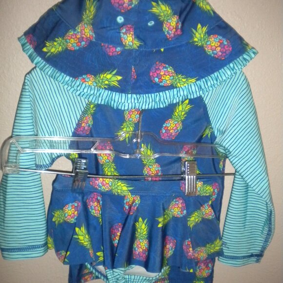 UV Skinz Girls Toddler Size 2T Blue Pineapple 3 Piece Swimwear Set Swimsuit NWT - Picture 2 of 5